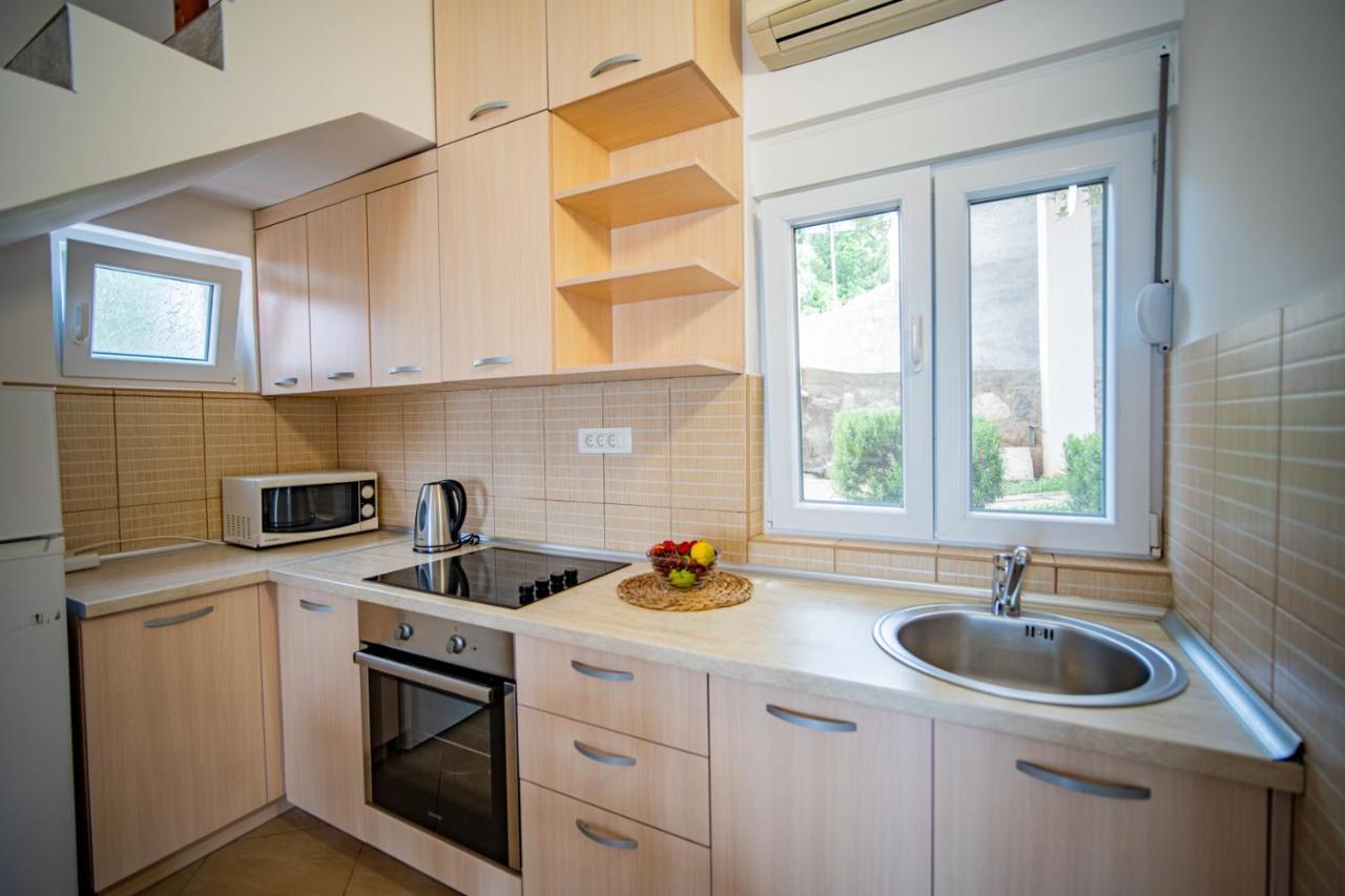 Apartments Novo Mulo Tivat Eksteriør billede