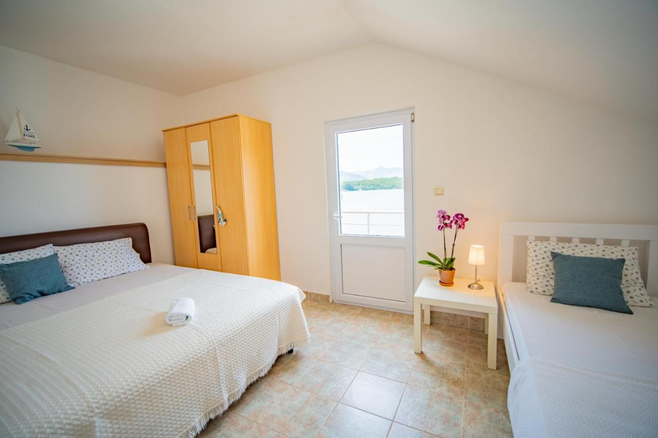 Apartments Novo Mulo Tivat Eksteriør billede