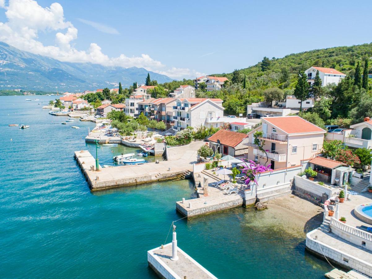Apartments Novo Mulo Tivat Eksteriør billede